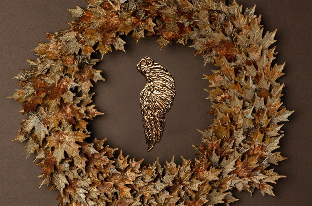 Gold Wing Pressed metal decorations