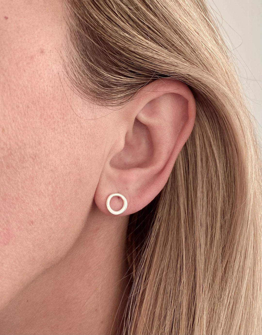 Hepworth Circle Studs Small