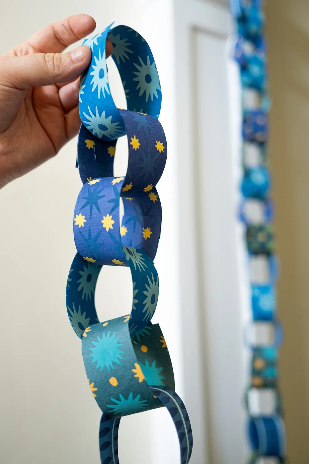Paper Chain Kit by East End Press - Blue & Yellow