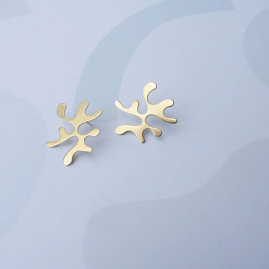 Flora Wavy Studs