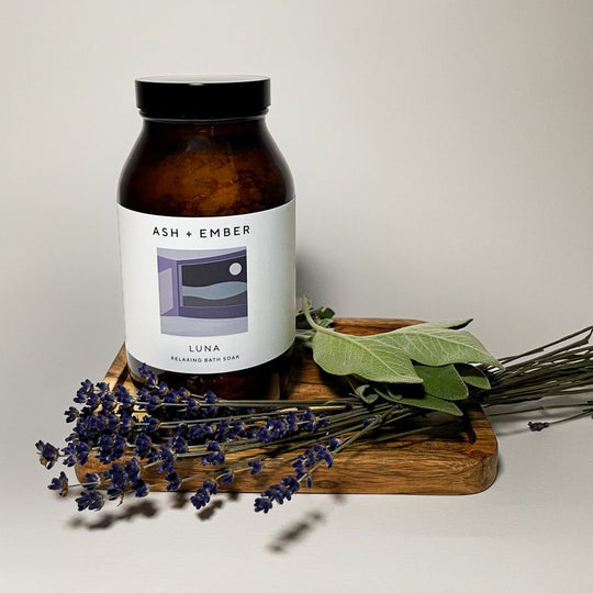 LUNA Ash and Ember Bath Soak