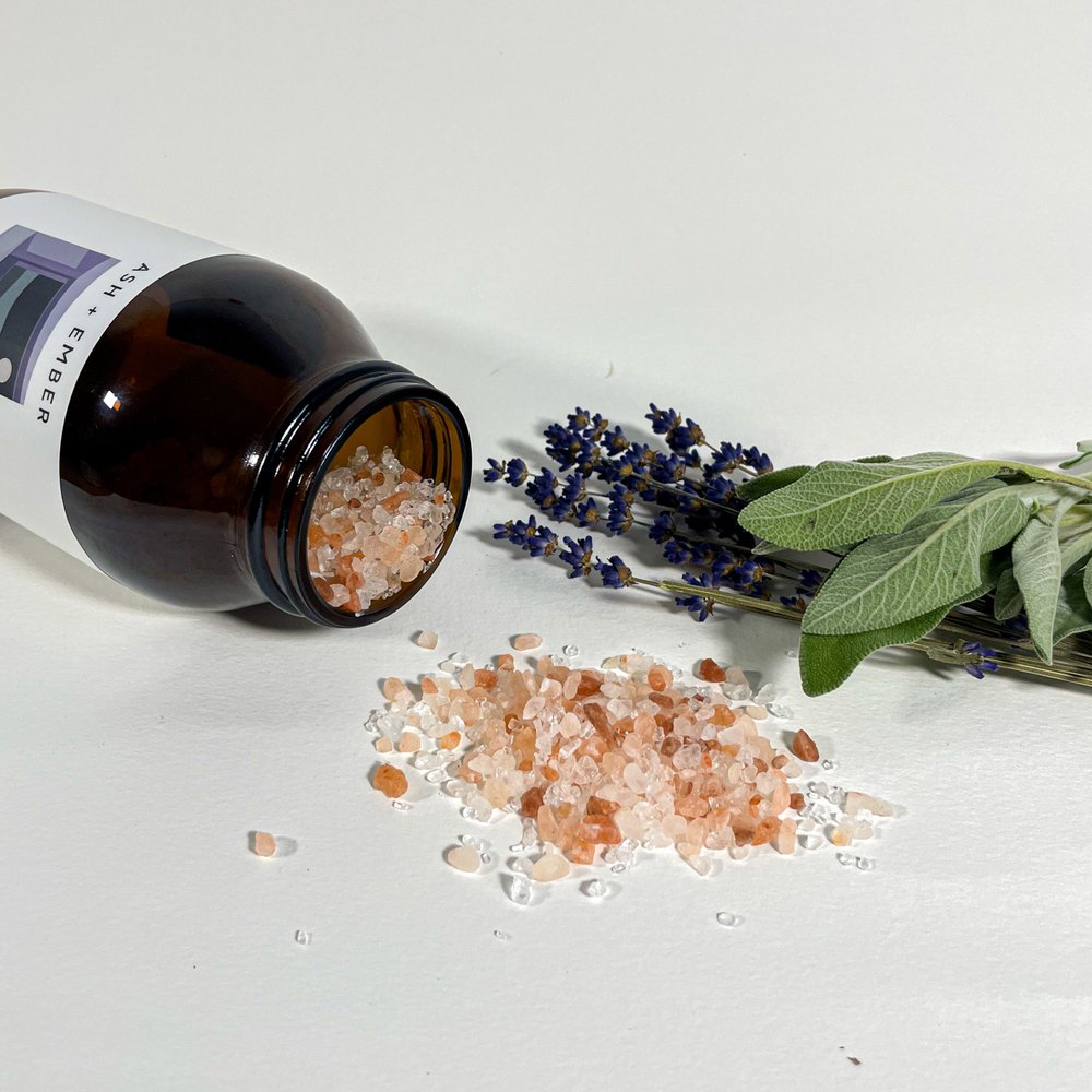 LUNA Ash and Ember Bath Soak