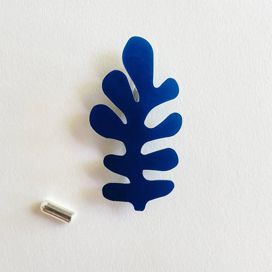 Cobalt Brack Pin by Tom Pigeon