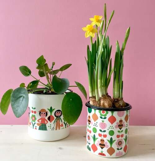 Gardener Enamel Planter Set